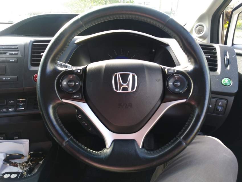 Honda Civic Year  2015 - 3 - Luxury Cars  on Aster Vender