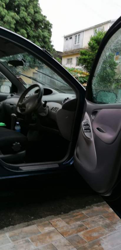 Toyota platz - 1 - Family Cars  on Aster Vender