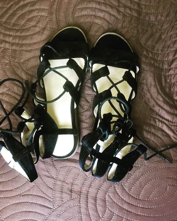 Black sandals with laces  - 0 - Sandals  on Aster Vender