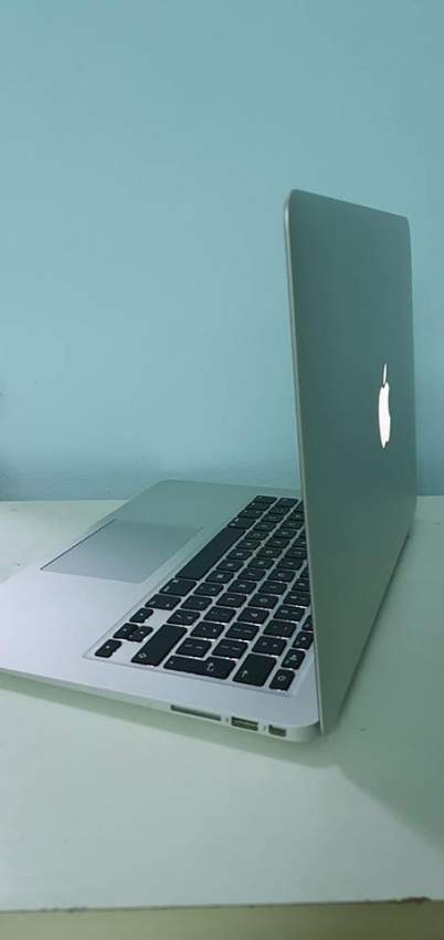 Macbook Air (13-inch, 2015) - 1 - Laptop  on Aster Vender