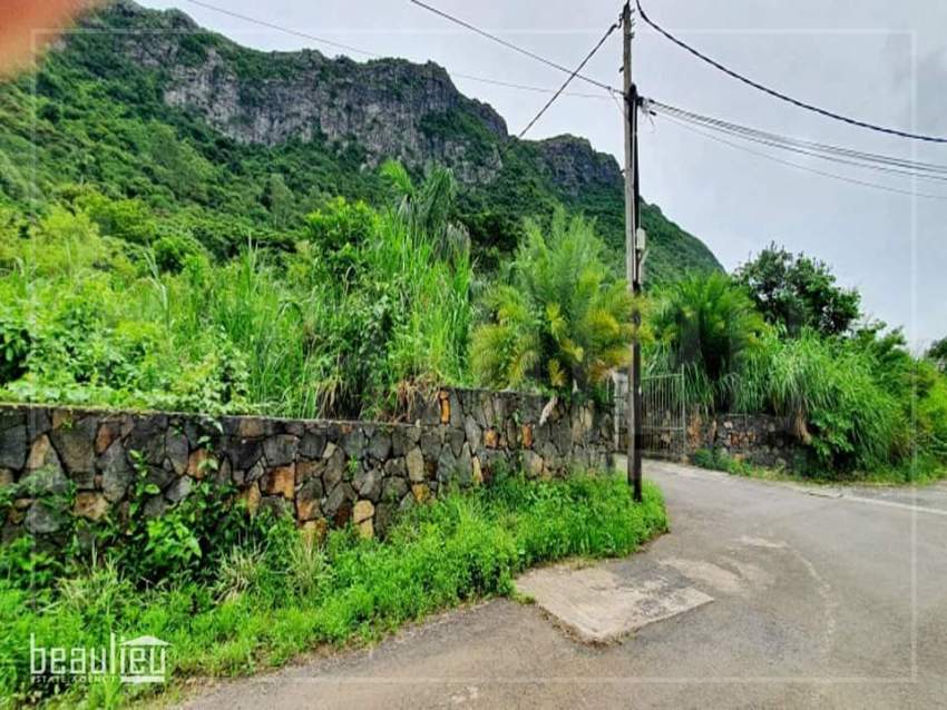 Residential land of 30 perches in Moka  - 0 - Land  on Aster Vender