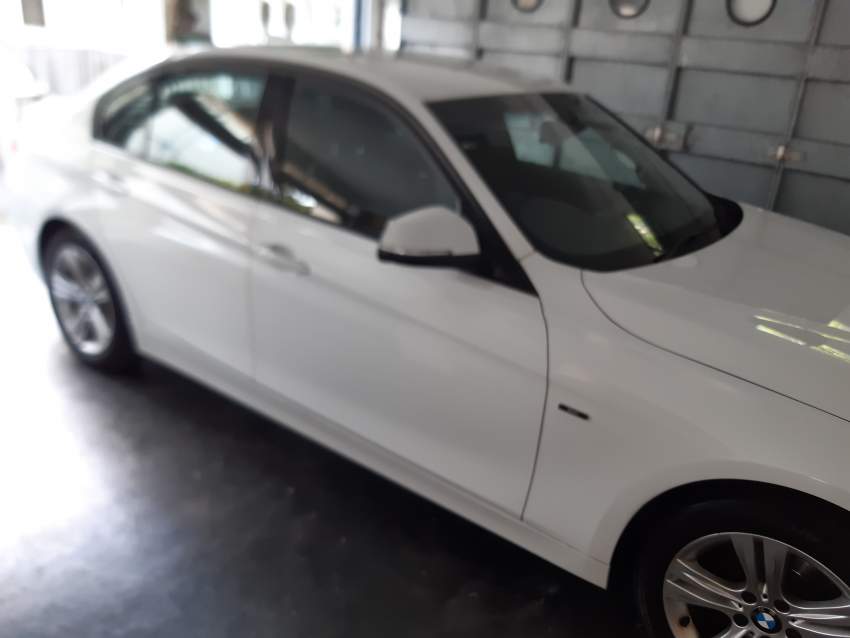 BMW - 316I - 2013 - 2 - Luxury Cars  on Aster Vender