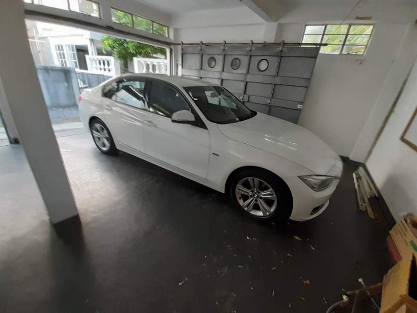 BMW - 316I - 2013 - 5 - Luxury Cars  on Aster Vender