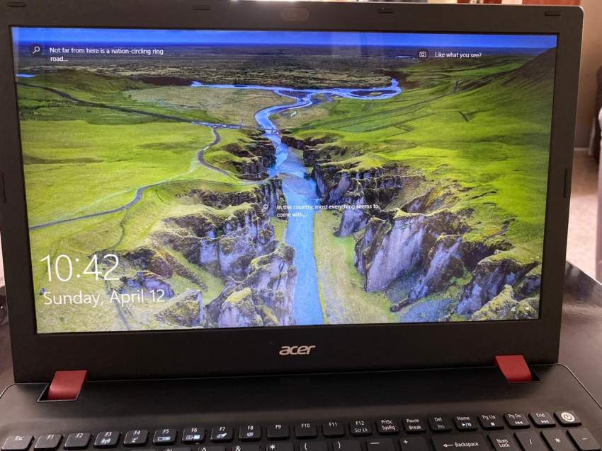 ACER Aspire F5-571 - 4 - Laptop  on Aster Vender