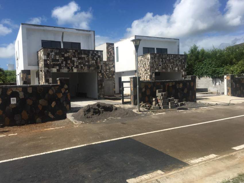 Duplex for sale - 0 - Beach Houses  on Aster Vender