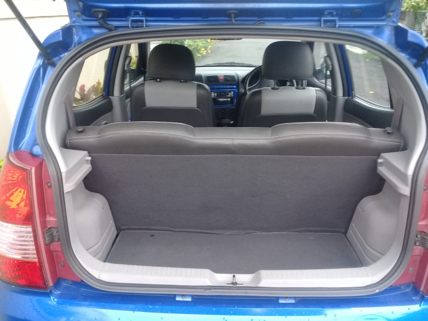 Kia Picanto - 6 - Family Cars  on Aster Vender