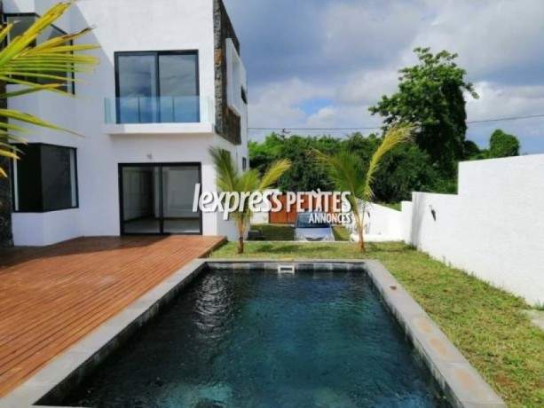 Luxury Villa for sale at Grand GAUBE  - 3 - Villas  on Aster Vender