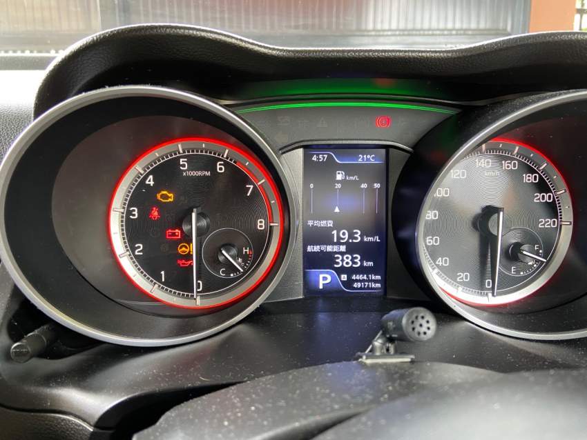 Suzuki Swift Hybrid - 4 - Family Cars  on Aster Vender