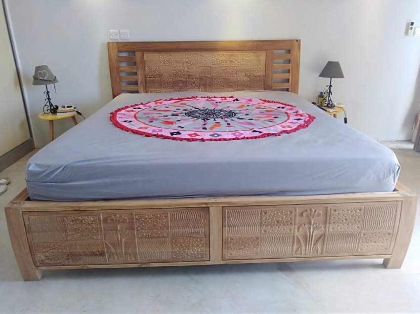 trés beau lit en teck - 1 - Bedsheets  on Aster Vender