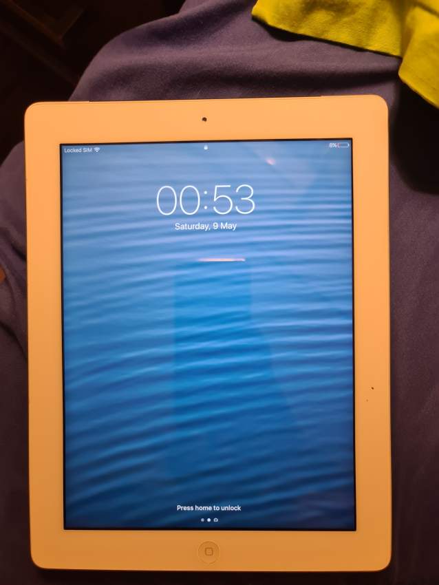 Ipad 10 - 1 - Laptop  on Aster Vender
