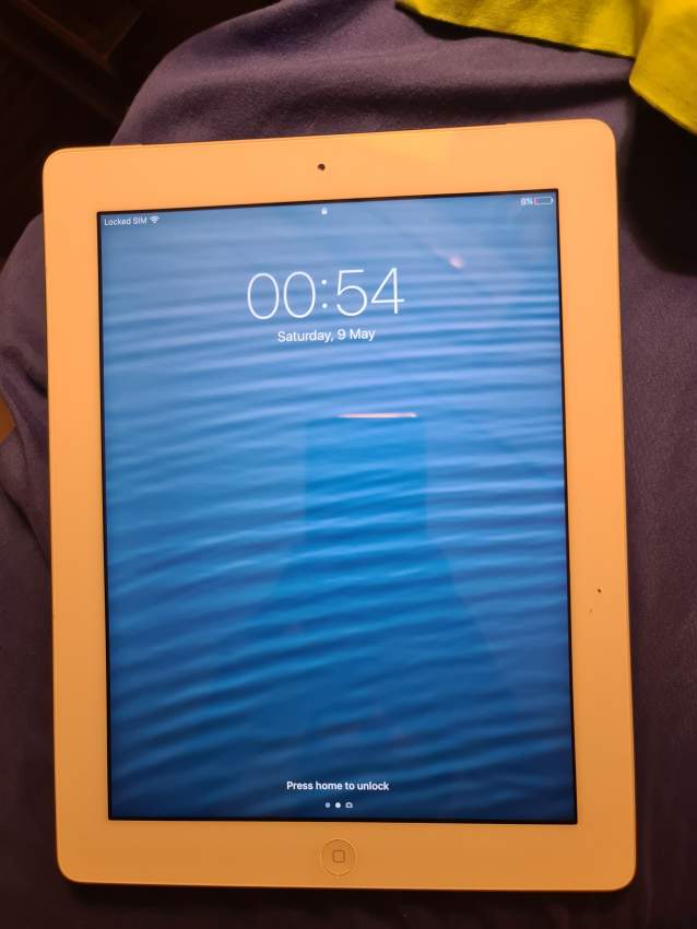Ipad 10 - 2 - Laptop  on Aster Vender