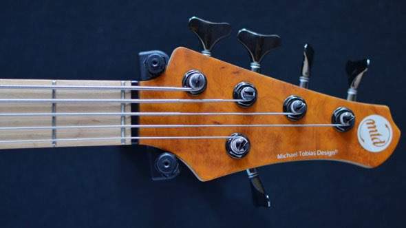 GUITARE BASSE MTD 5 STRING - 2 - Bass guitar  on Aster Vender