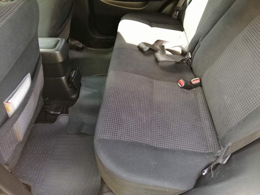 Honda Hrv 2003 - 1 - SUV Cars  on Aster Vender