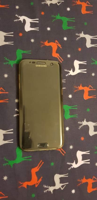 S7 edge 32gb black sapphire only back crack 8.9/10 - 1 - Galaxy S Series  on Aster Vender