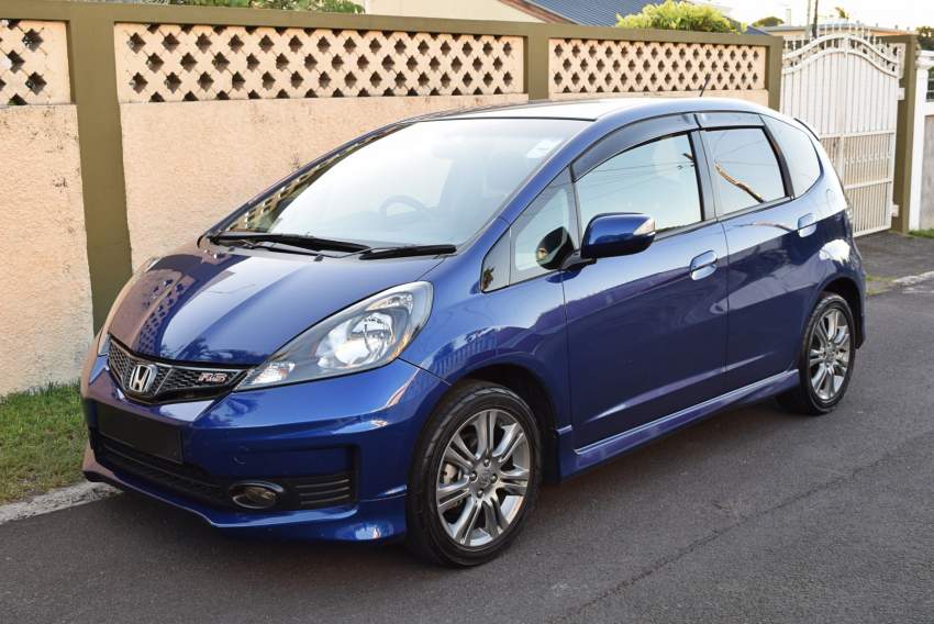 Honda Fit RS - 0 - Compact cars  on Aster Vender