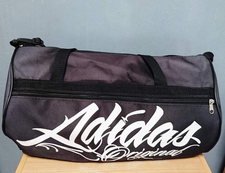 Adidas Soccer Package - 4 - Football equipment  on Aster Vender