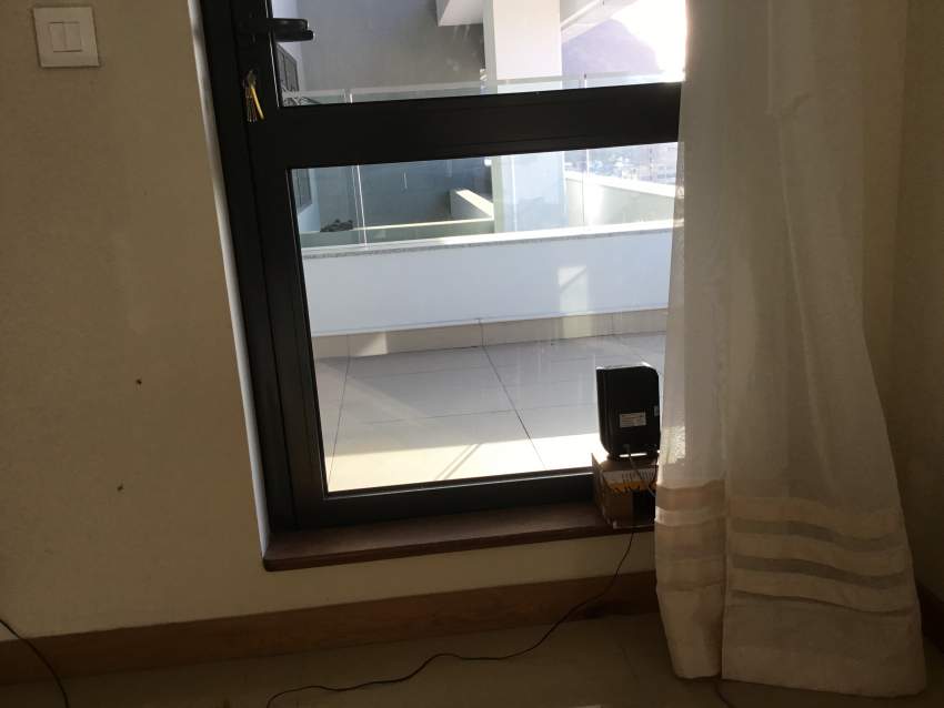 3 bed flat - 2 - Apartments  on Aster Vender