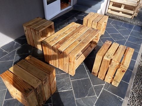 Rustic Garden Set - 0 - Garden Furniture  on Aster Vender