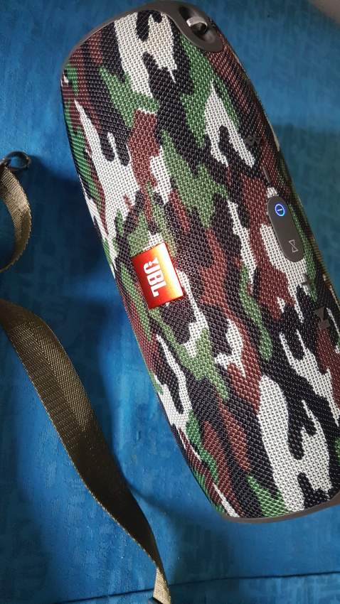 Jbl extream squad edition . Limited edition original  - 2 - Speaker  on Aster Vender