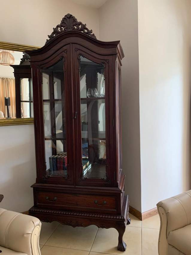 Vitrine en bois massif - 0 - Antiquities  on Aster Vender