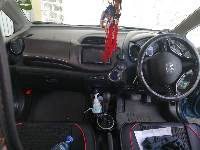 Honda Fit Shuttle - 5 - Family Cars  on Aster Vender