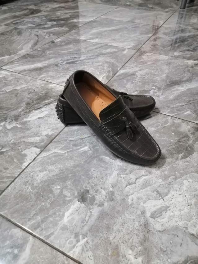 3 paires chaussures - 1 - Boots  on Aster Vender