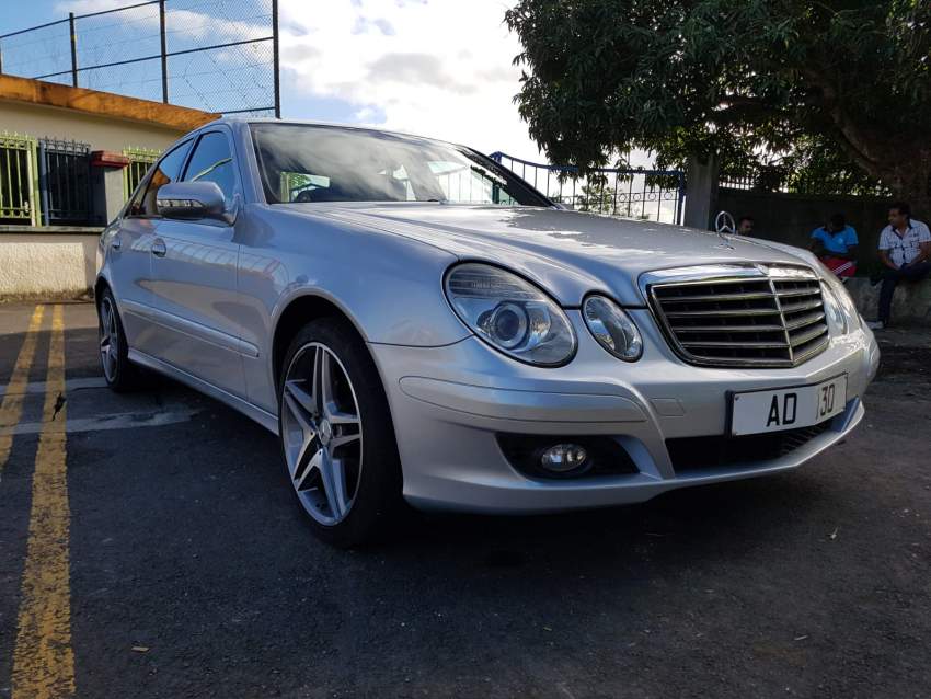 Mercedes E200 - 1 - Luxury Cars  on Aster Vender