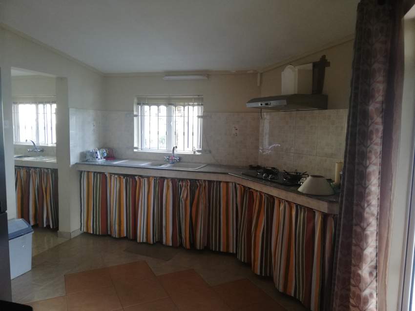 Maison à étage de 2600p2 sur 100 toises à Bel Air Rivière Sèche. - 3 - House  on Aster Vender