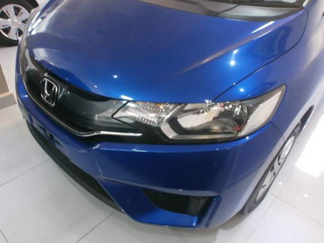 Honda Fit - 3 - Family Cars  on Aster Vender