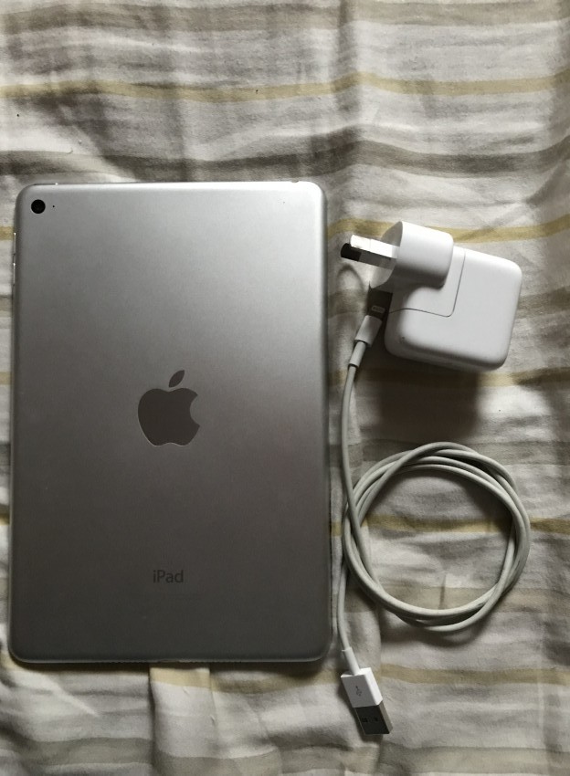 IPAD MINI 4 // 64GO // SILVER - 1 - All Informatics Products  on Aster Vender