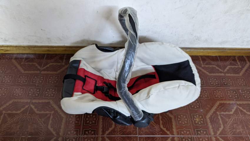 JEEP® Baby car seat - 0 - Chairs, seats  on Aster Vender