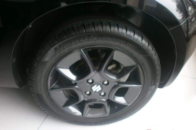 Suzuki ignis - 1 - Family Cars  on Aster Vender