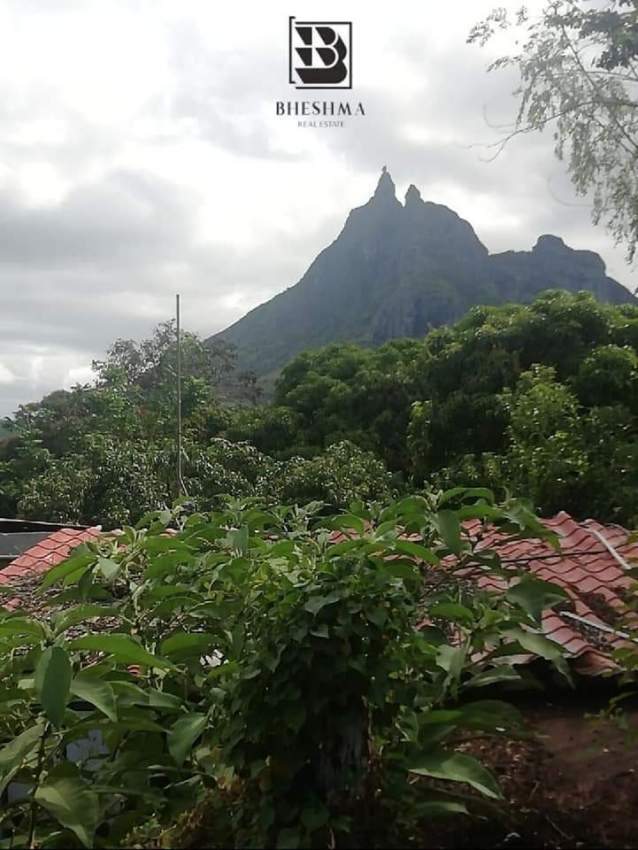 House for sale in Creve Coeur near a River @ Rs 2,500,000 - 7 - Land  on Aster Vender