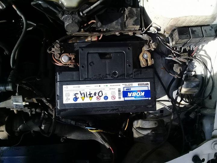 Peugeot 106 anne 94 Battery laroue neuf - 3 - Compact cars  on Aster Vender