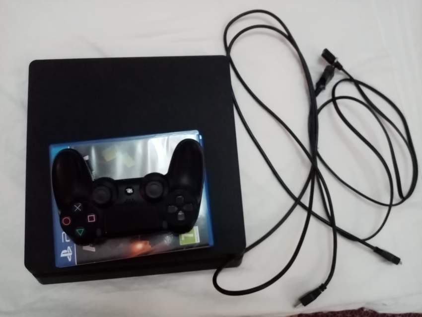 Ps4 slim  - 1 - All household appliances  on Aster Vender