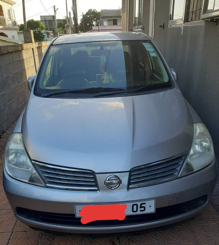 Nissan tida on Aster Vender