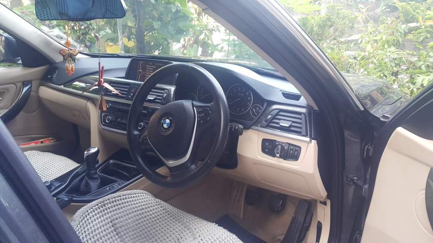 BMW 316i - 3 - Family Cars  on Aster Vender