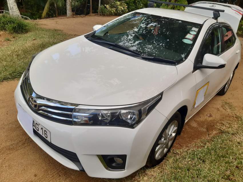 Toyota Corolla - 1 - Family Cars  on Aster Vender