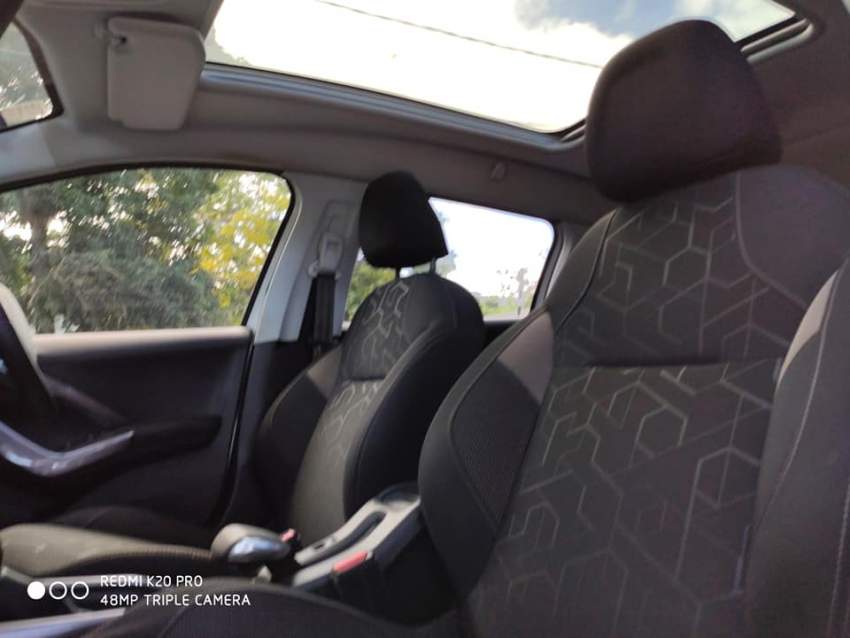 Peugeot 2008 - 6 - SUV Cars  on Aster Vender