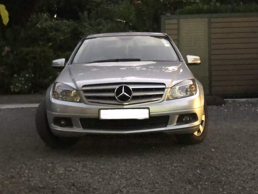 2009 Mercedes-Benz c180 Kompressor - 0 - Luxury Cars  on Aster Vender