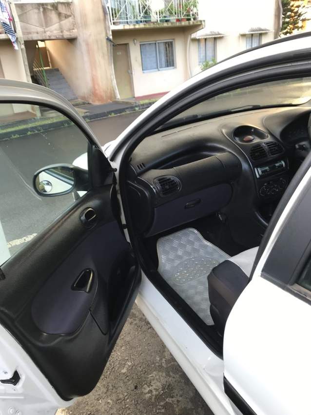 PEUGEOT - 4 - Sport Cars  on Aster Vender