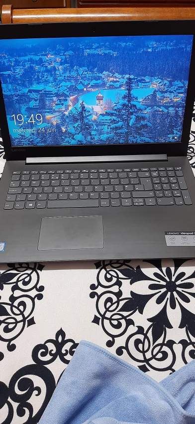 Lenovo Ideapad 330-15iKB - 4 - Laptop  on Aster Vender