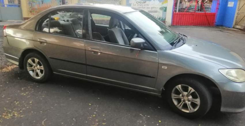 A vendre Honda Civic - 3 - Luxury Cars  on Aster Vender