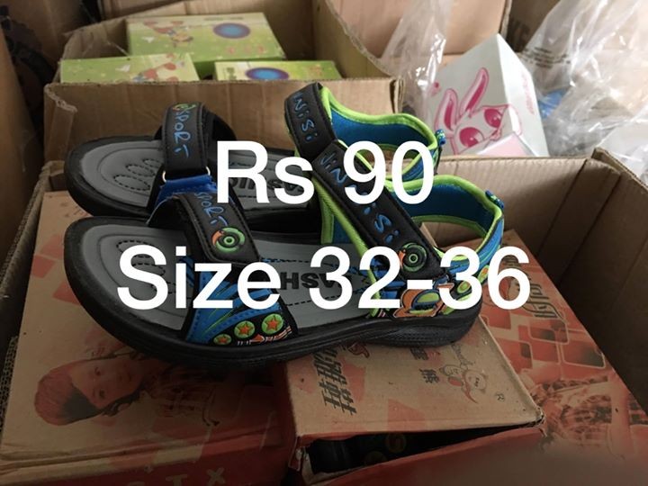 A vendre savatte en gros par boite - Rs 90 piece. Ideal pour Marchand ambulant et magazin - 0 - Slippers  on Aster Vender