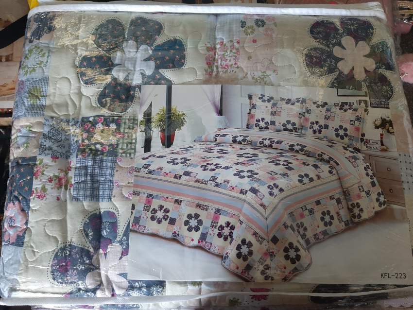 Tapis capitoner - 4 - Others  on Aster Vender