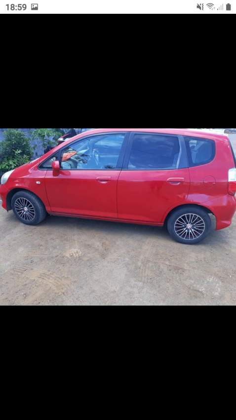 Honda fit 06 - 3 - Compact cars  on Aster Vender