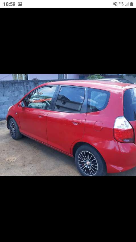 Honda fit 06 - 6 - Compact cars  on Aster Vender