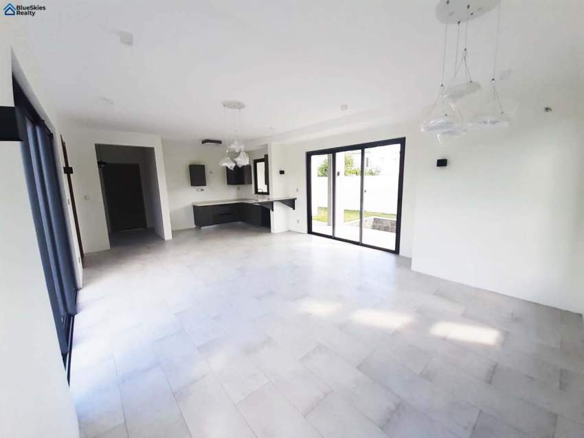 Elegant contemporary villa for sale in Grand Baie - 1 - Villas  on Aster Vender