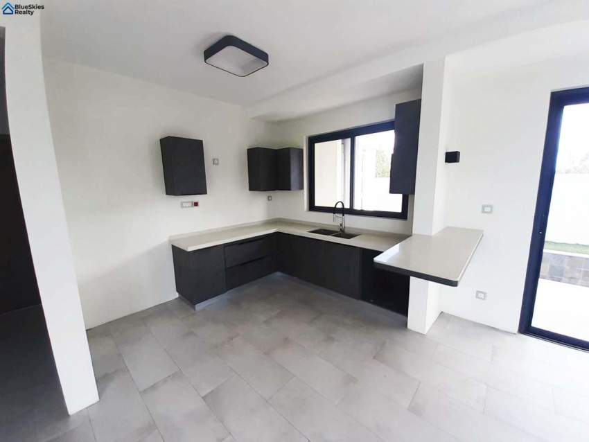 Elegant contemporary villa for sale in Grand Baie - 3 - Villas  on Aster Vender