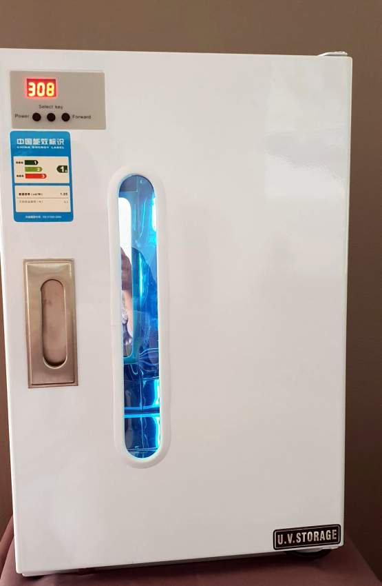 UV disinfector cabinet on Aster Vender